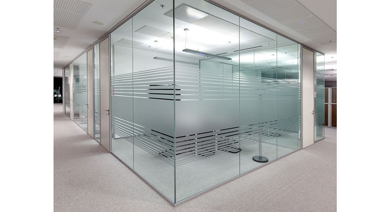 Patch Fitting Glass - Architectural Glass Solutions by Vistta Glass